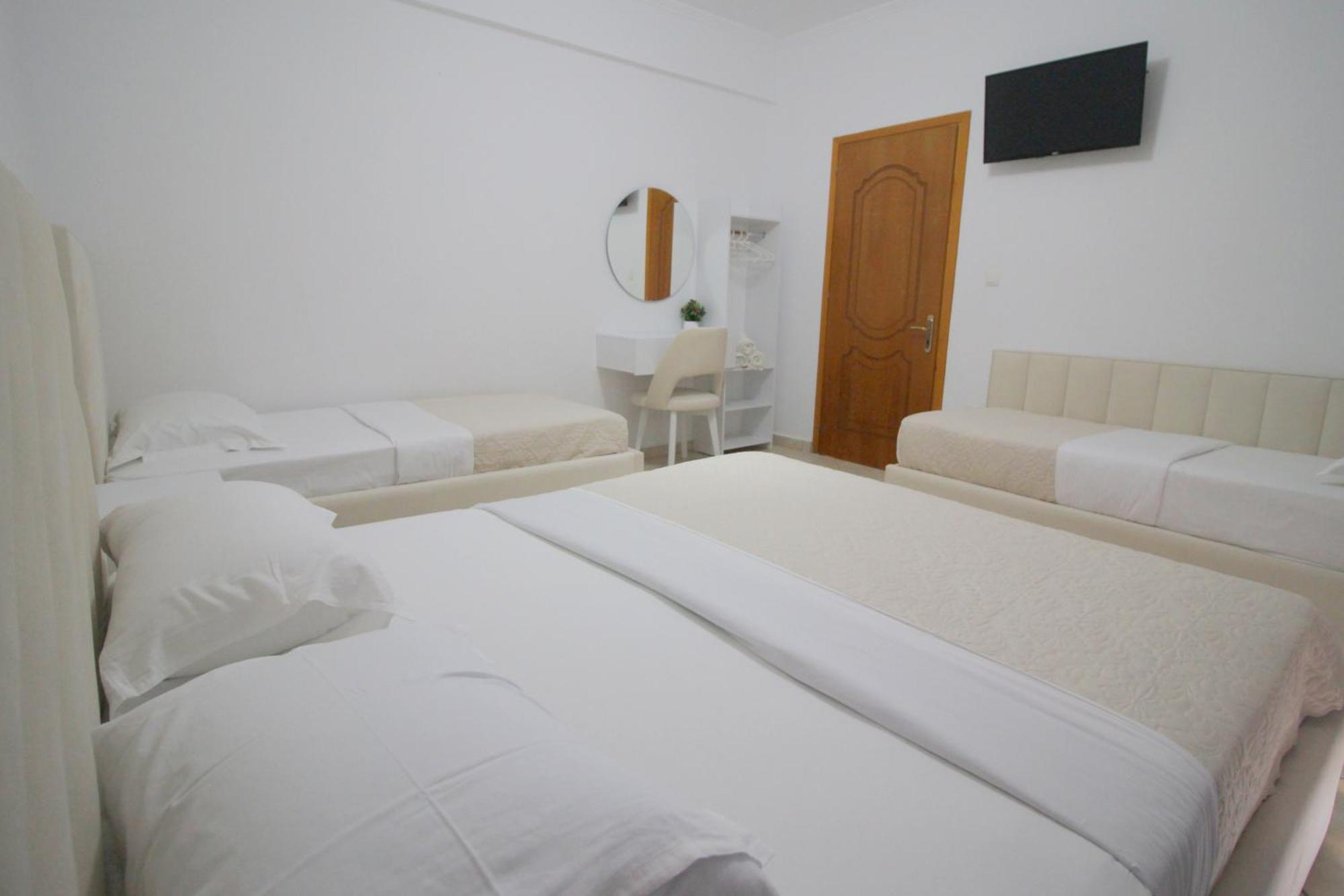 Emel Apartaments Ksamil Exterior photo