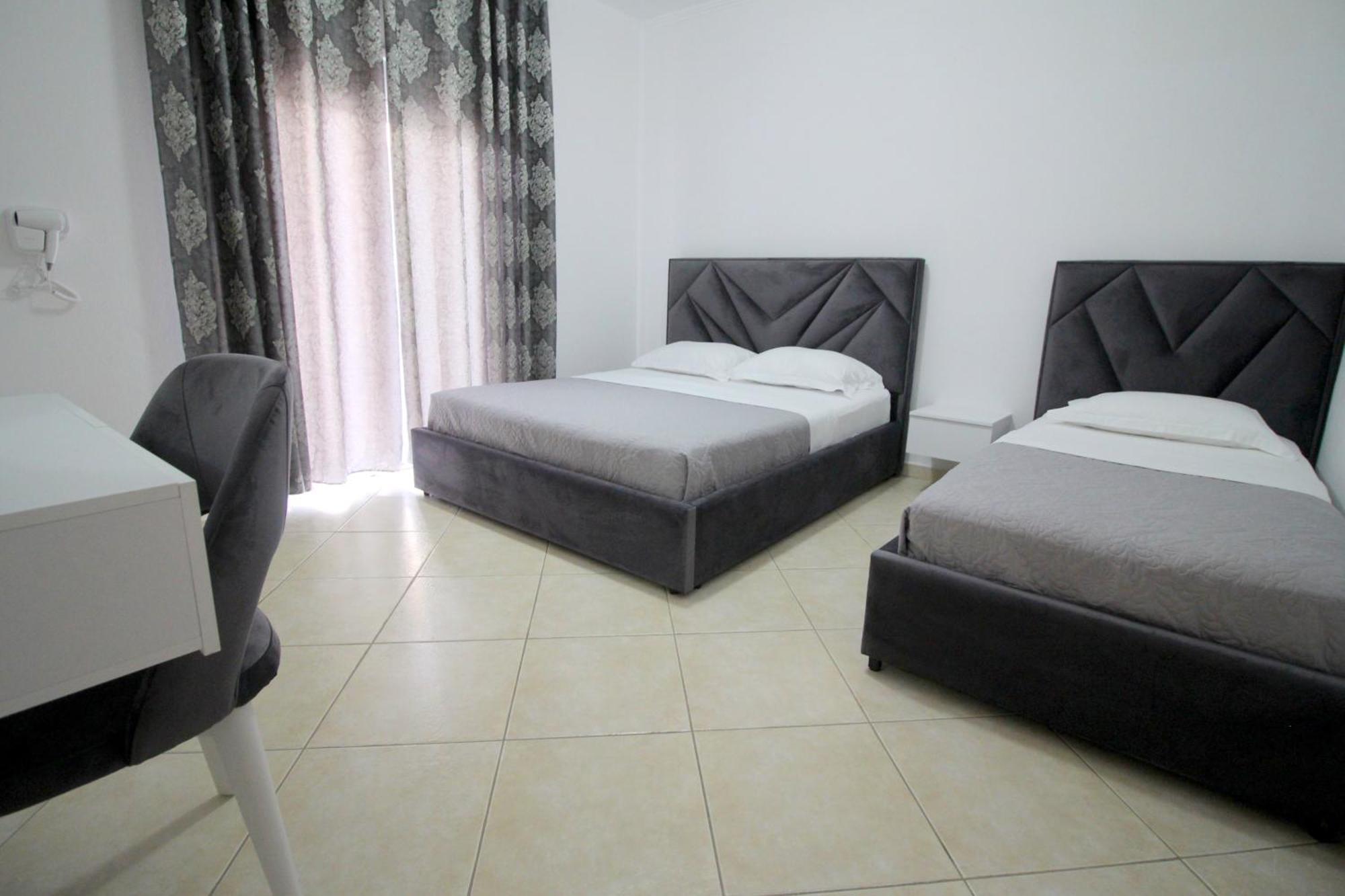 Emel Apartaments Ksamil Exterior photo