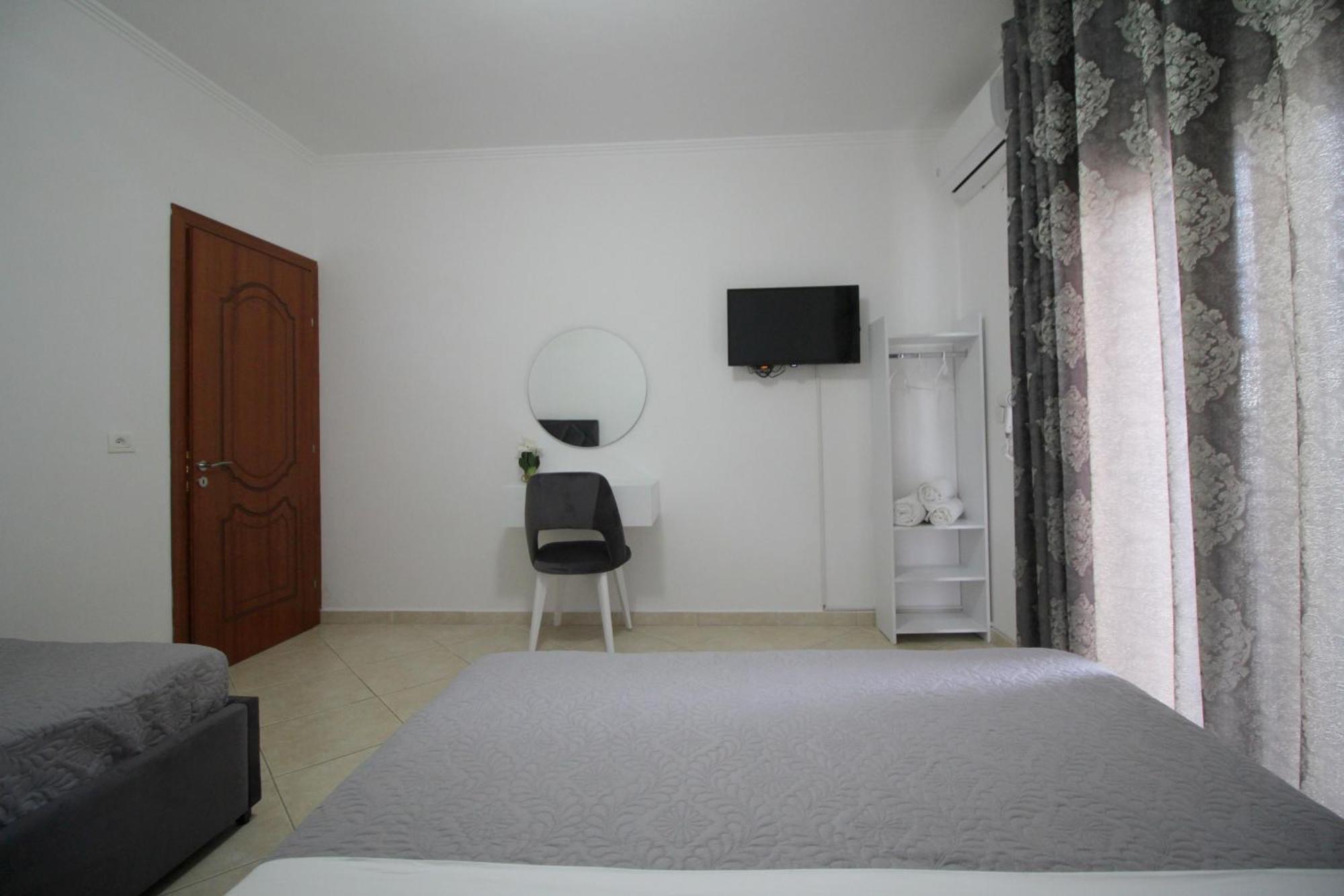 Emel Apartaments Ksamil Exterior photo