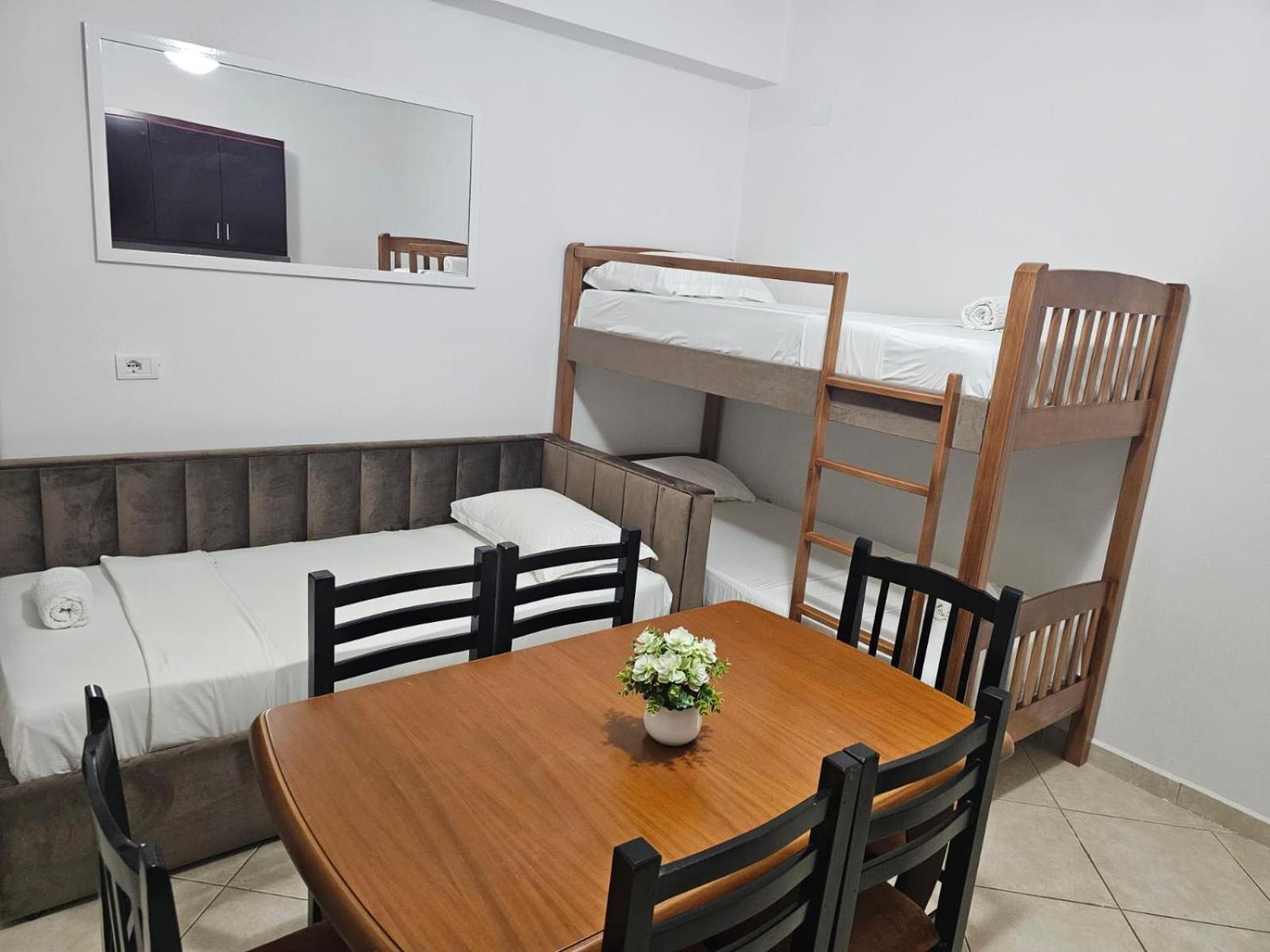 Emel Apartaments Ksamil Exterior photo